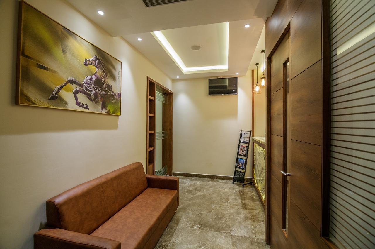 Hotel Tranquil Manipal Esterno foto